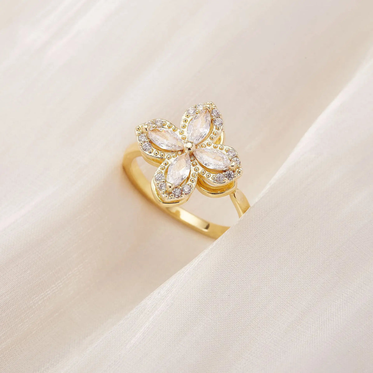 Women's Spinner Ring Luxury Four Clover Flower Rings For Man Gold Color Anti-stress Anxiety Fidget Ring Stainless Steel Jewelry
