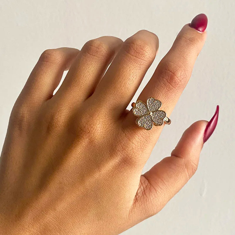 bague anti-stress trèfle à 4 feuilles