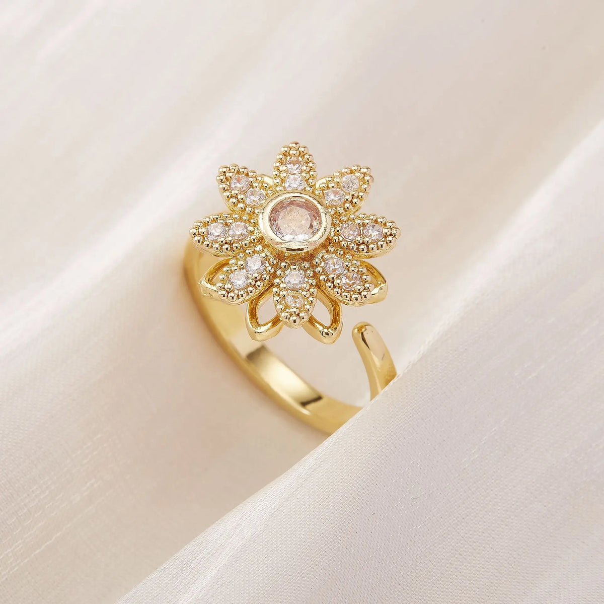 Women's Spinner Ring Luxury Four Clover Flower Rings For Man Gold Color Anti-stress Anxiety Fidget Ring Stainless Steel Jewelry